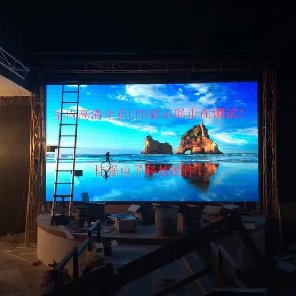 扶綏好聲音酒吧室內(nèi)P5 15平方LED顯示屏